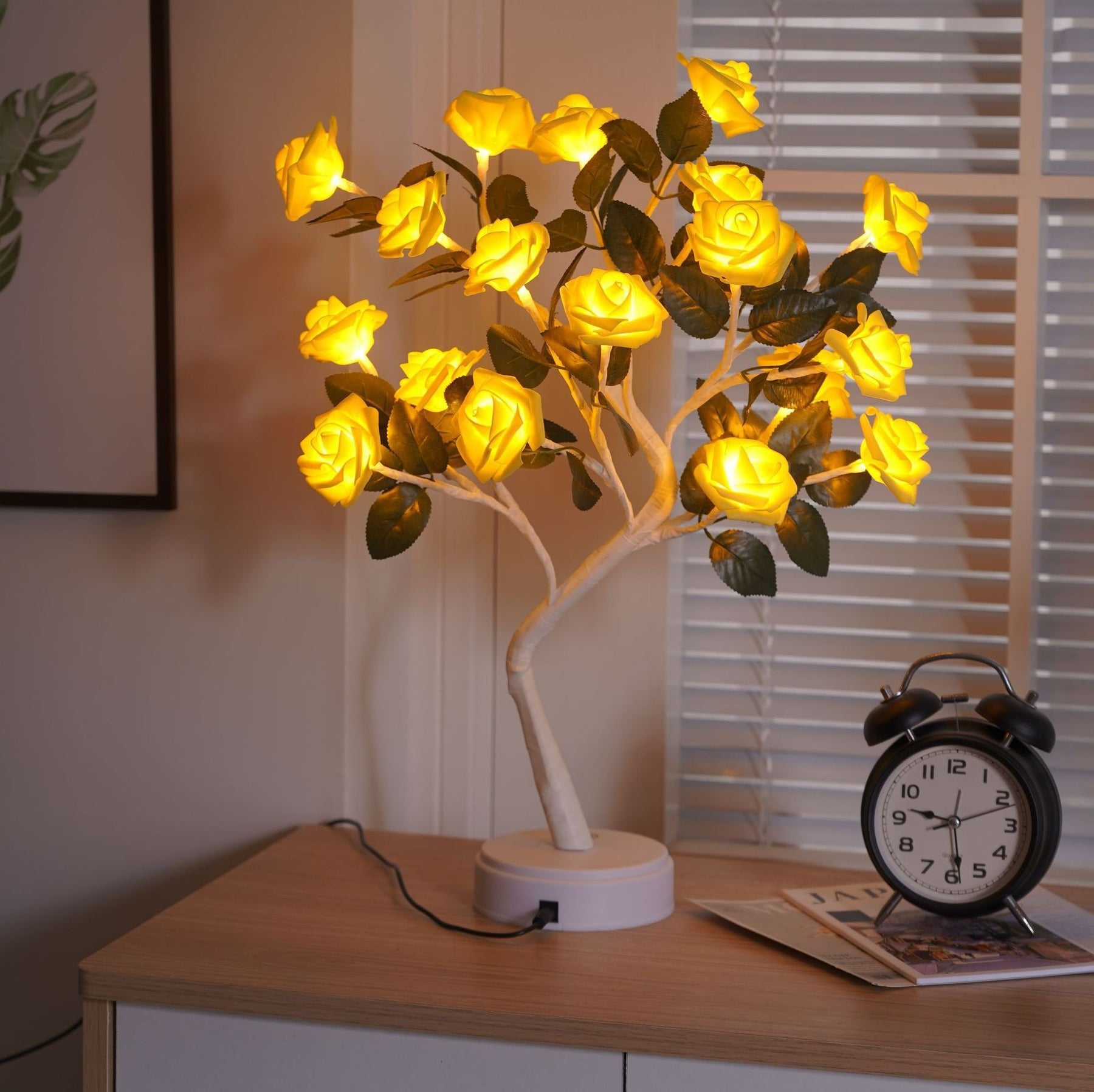 Sakura Roses LED Tree Table Lamp