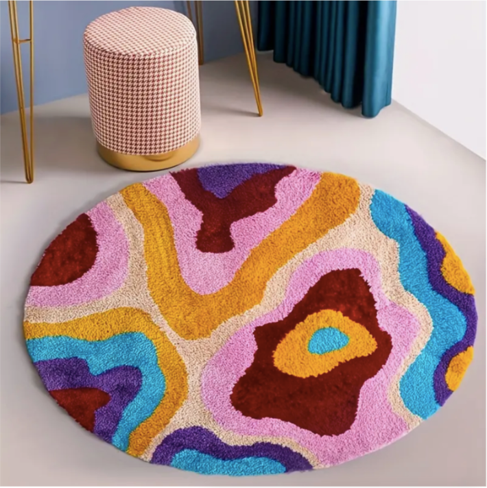 Vintage-Inspired Plush Rug